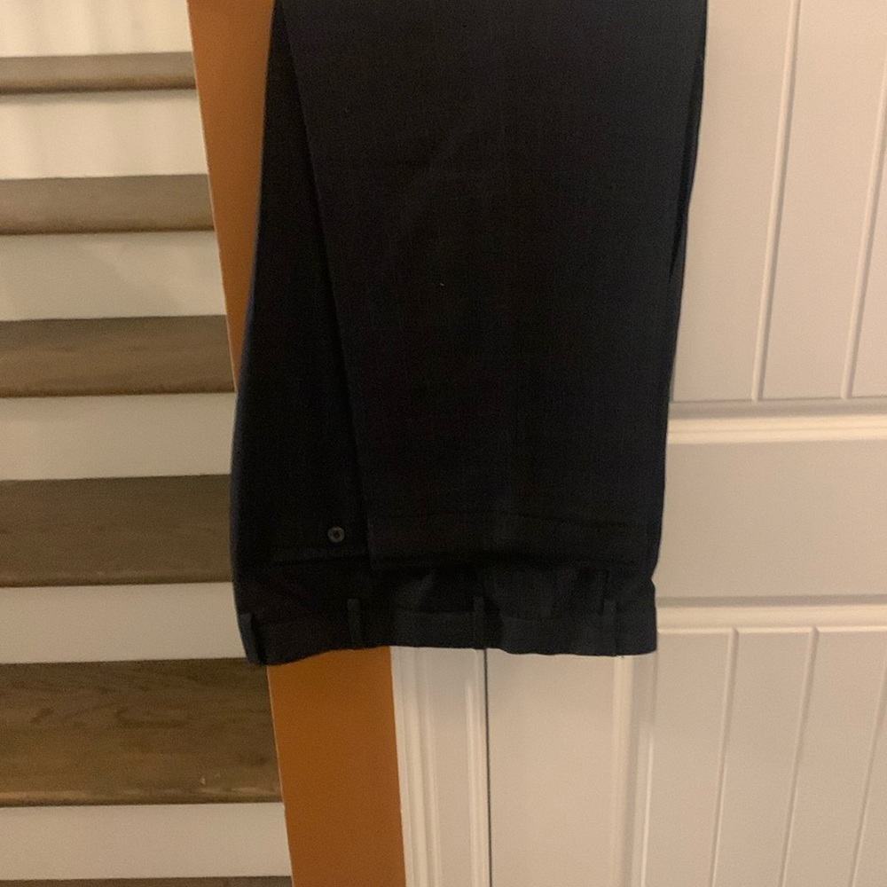 Louis Raphael 38x30 black dress pants with hidden stretch waist